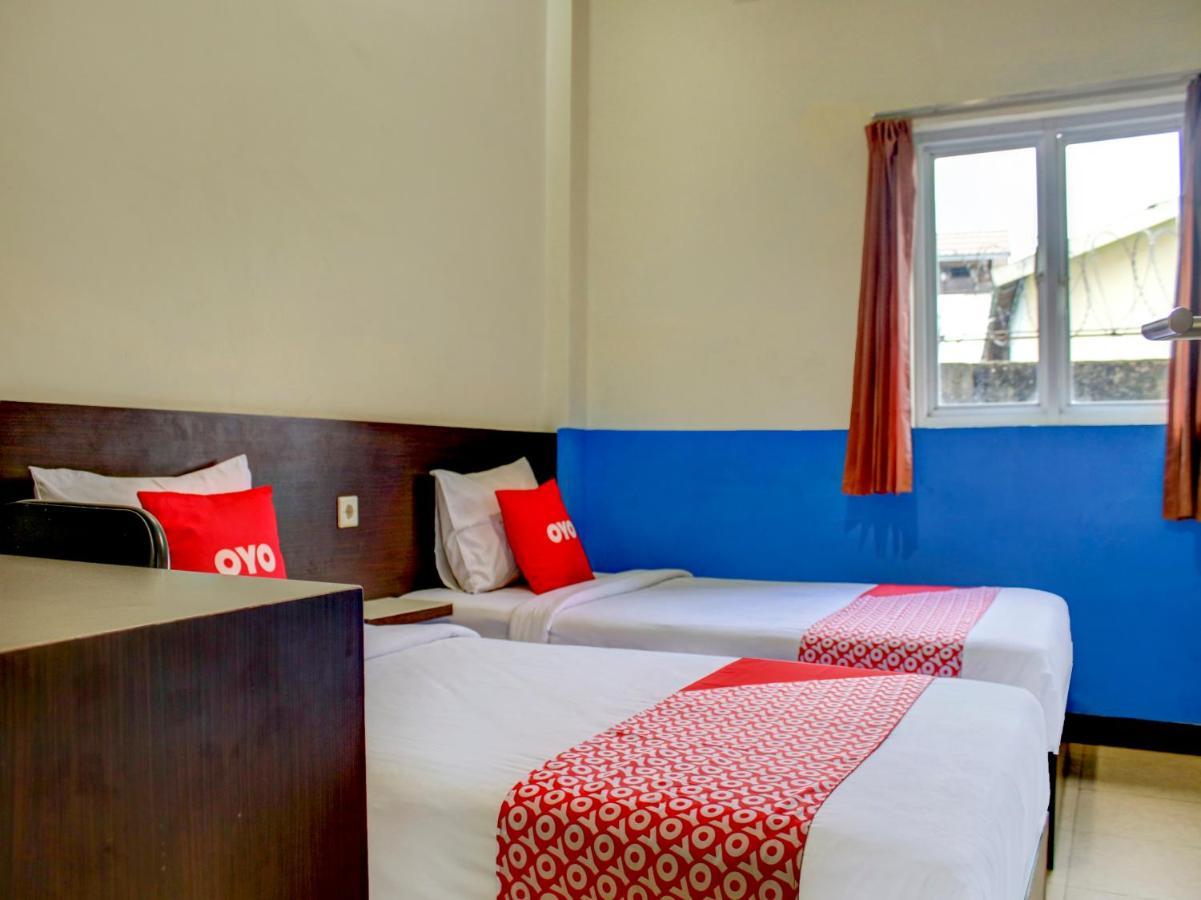 Oyo 90162 Remboelan Guest House Sungai Lutus Εξωτερικό φωτογραφία