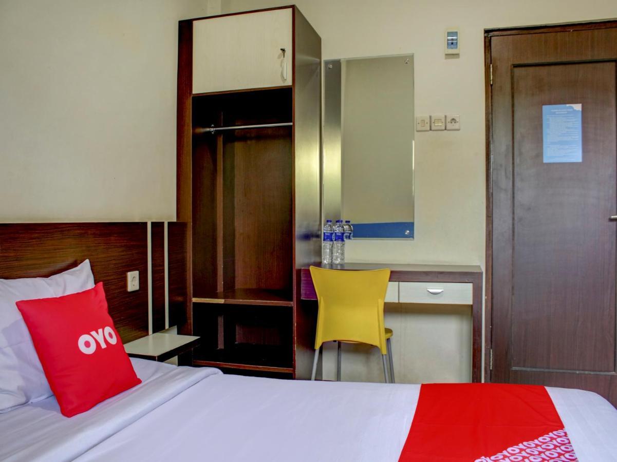 Oyo 90162 Remboelan Guest House Sungai Lutus Εξωτερικό φωτογραφία