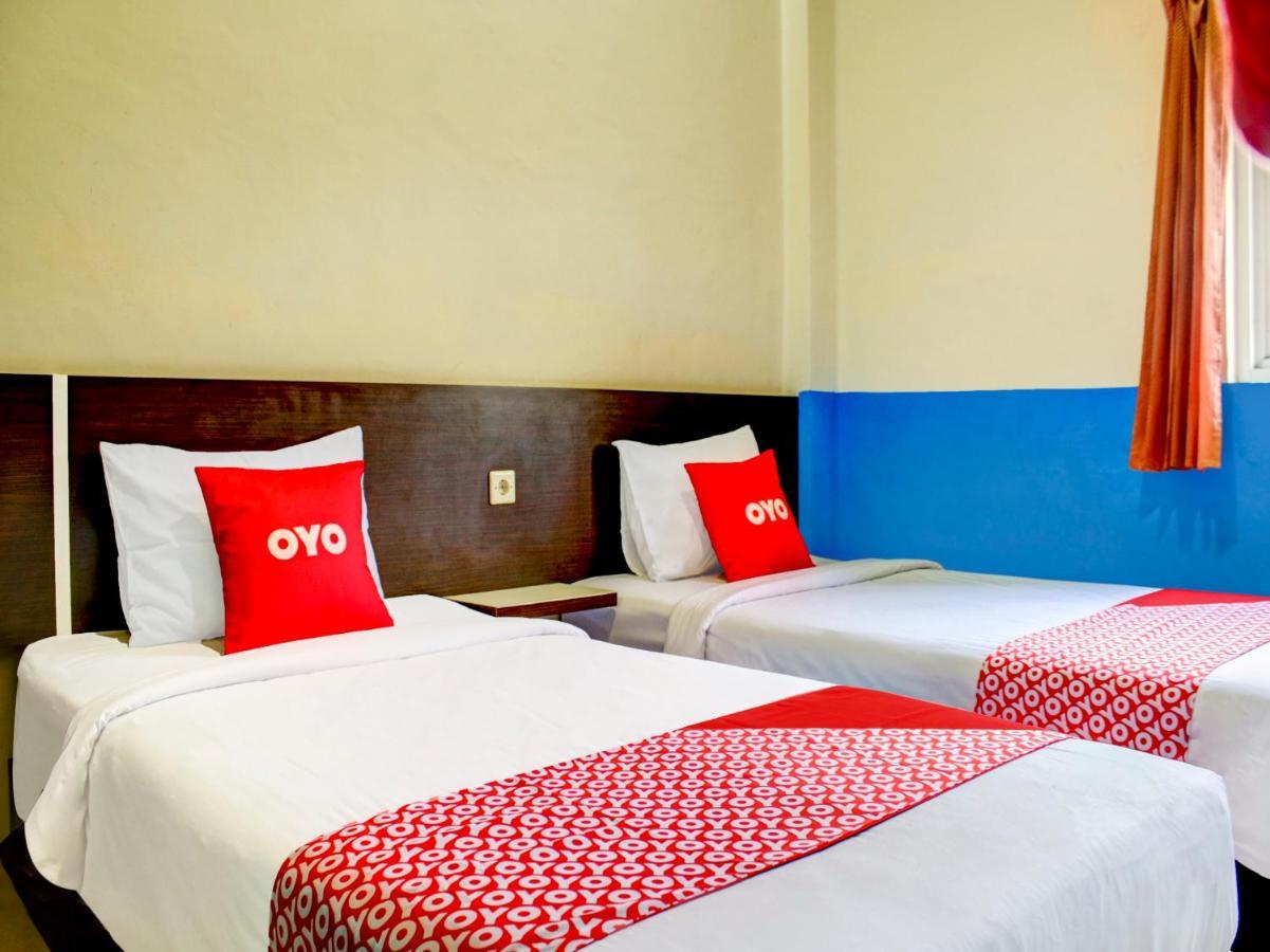 Oyo 90162 Remboelan Guest House Sungai Lutus Εξωτερικό φωτογραφία